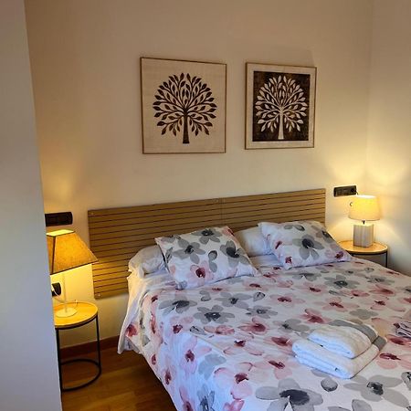 Piso Centrico Y Acogedor Apartment ฟิกวยเรส ภายนอก รูปภาพ