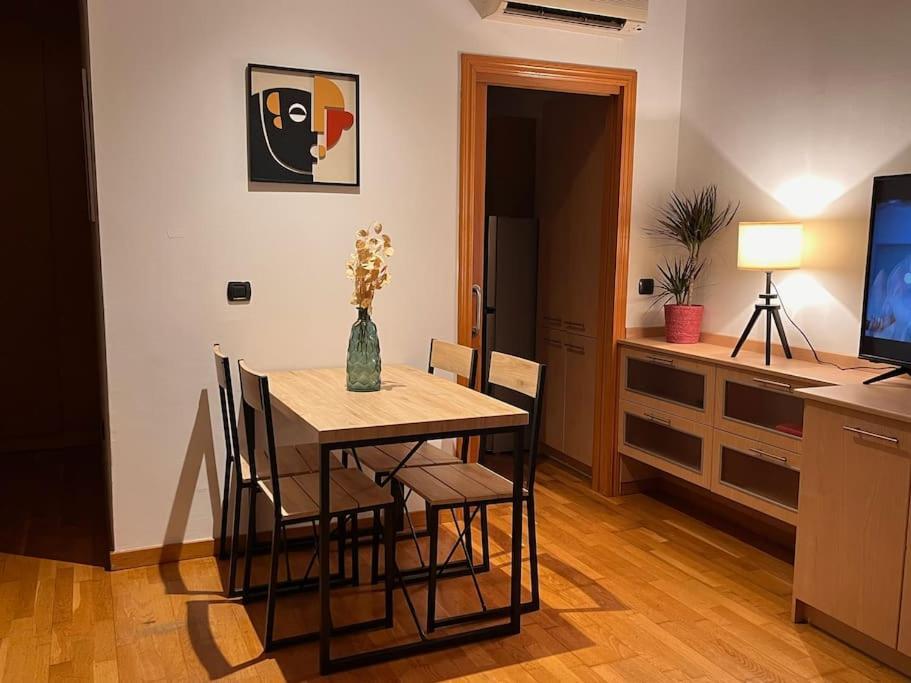 Piso Centrico Y Acogedor Apartment ฟิกวยเรส ภายนอก รูปภาพ
