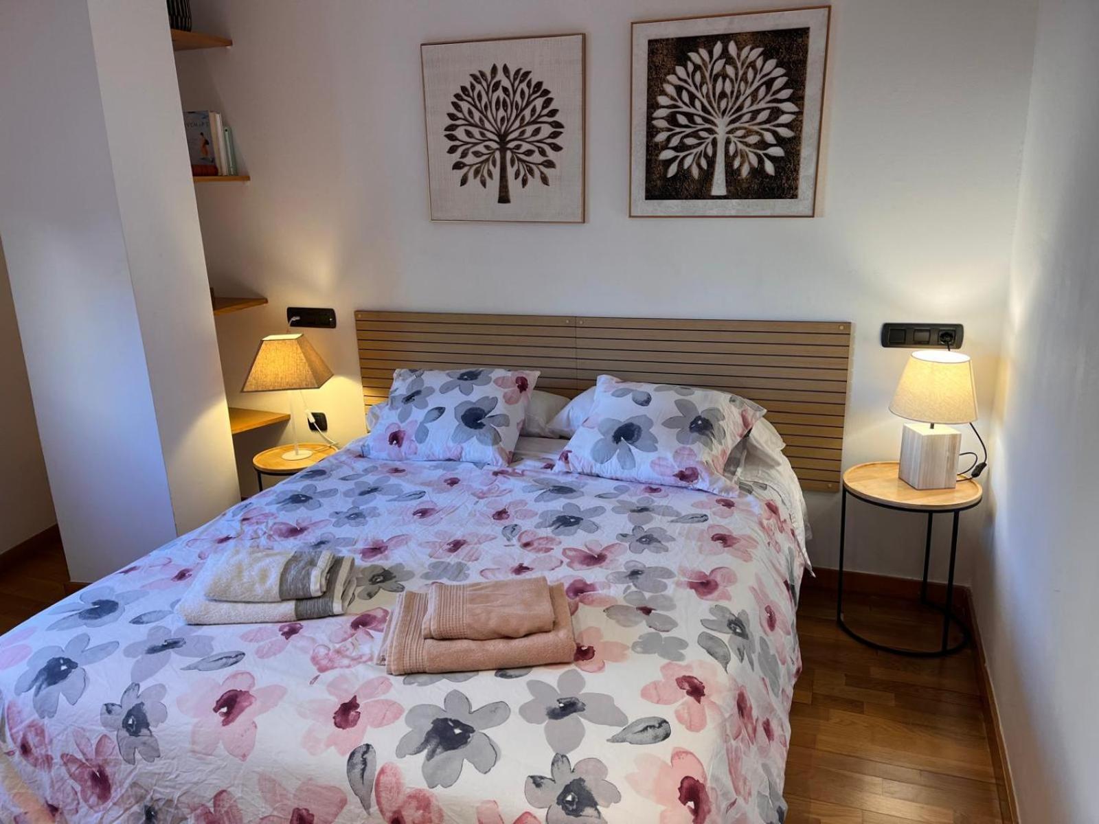 Piso Centrico Y Acogedor Apartment ฟิกวยเรส ภายนอก รูปภาพ